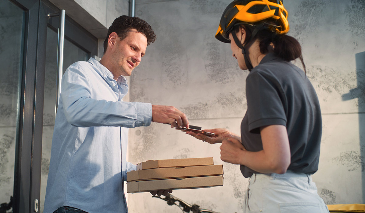 Deine Fahrer können Kartenzahlungen über ihr eigenes Smartphone annehmen